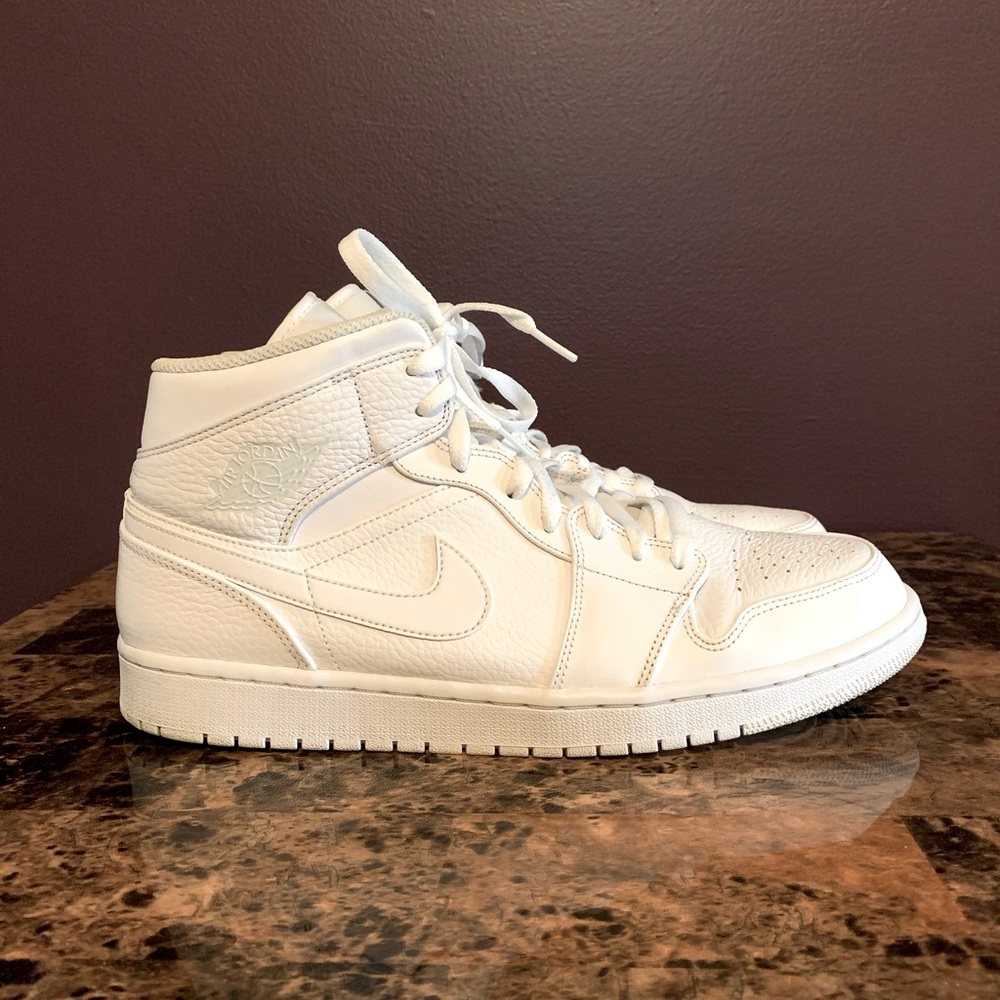 Air Jordan 1 Mid